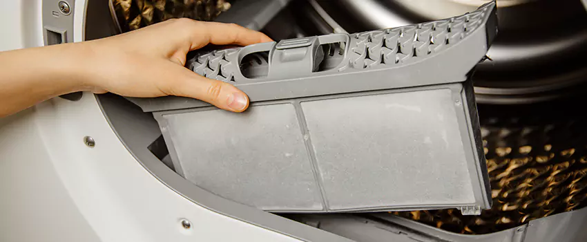 Signs Of A Clogged Dryer Lint Trap in Brookfield, Illinois